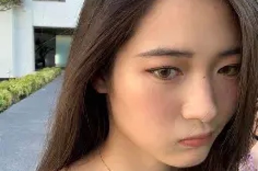 恩爱人设崩塌？蔡少芬节目自曝张晋家暴互掐现场演示吓到胡可